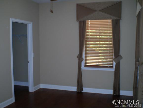 341 Summerfield Place - Photo 11