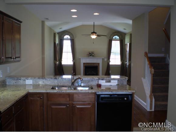 341 Summerfield Place - Photo 9