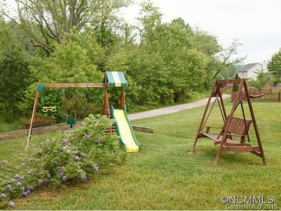 235 Meadow Pathway Dr - Photo 11