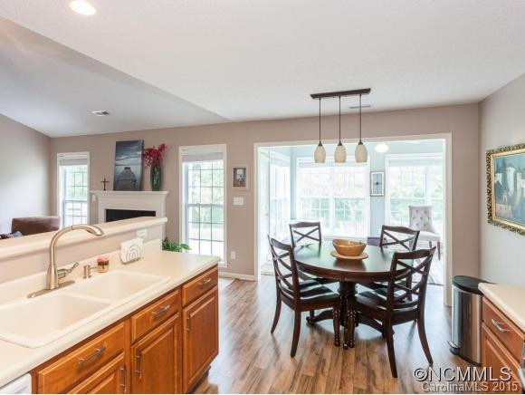 235 Meadow Pathway Dr - Photo 17