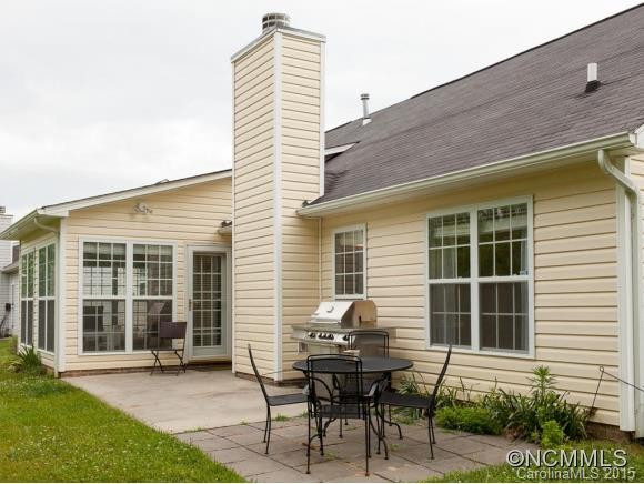 235 Meadow Pathway Dr - Photo 5