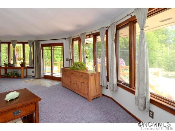 2867 Highway 213 - Photo 4