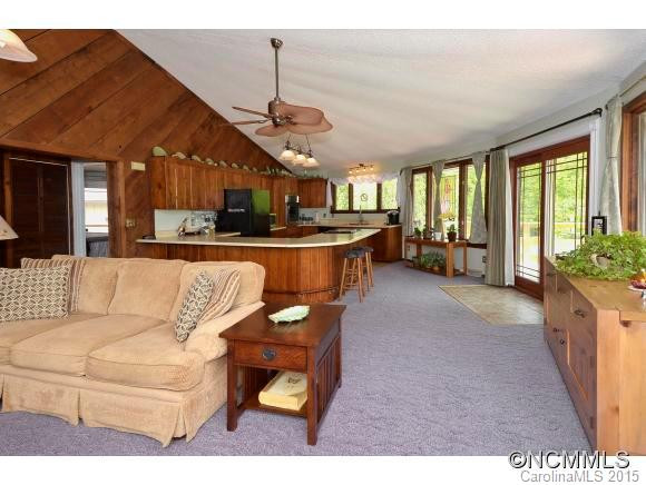 2867 Highway 213 - Photo 7