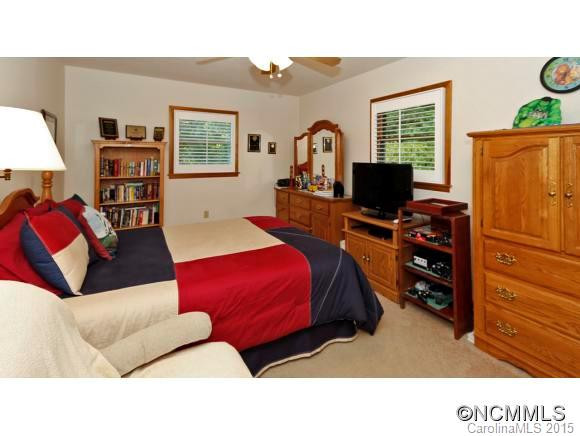 305 Lenwood Drive - Photo 12