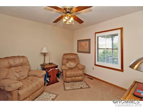 305 Lenwood Drive - Photo 14