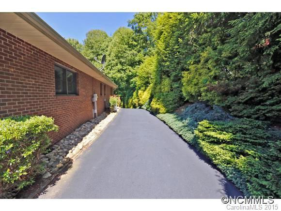 305 Lenwood Drive - Photo 16