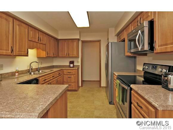 305 Lenwood Drive - Photo 3