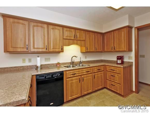305 Lenwood Drive - Photo 5