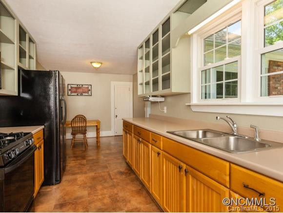 812 S. WHITTED STREET - Photo 4