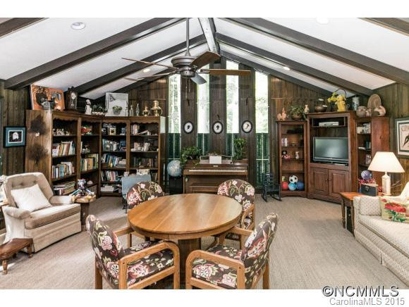 431 CROOKED CREEK ROAD - Photo 11