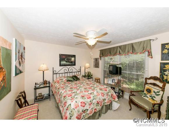 431 CROOKED CREEK ROAD - Photo 15