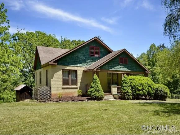 828 Jenkins Valley Road