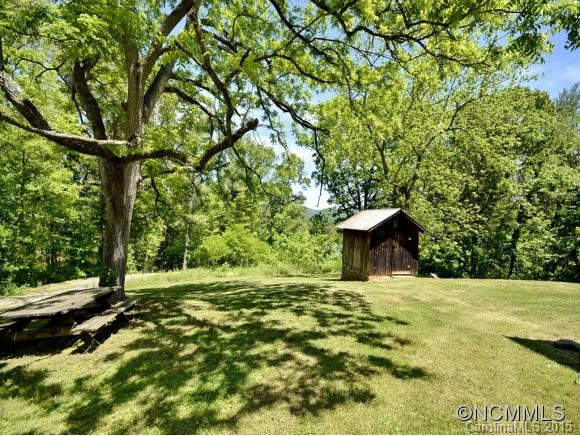 828 Jenkins Valley Road - Photo 5