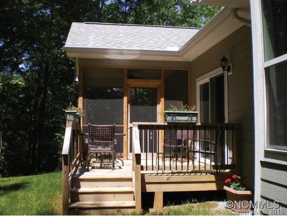 342 Oxford Court - Photo 2