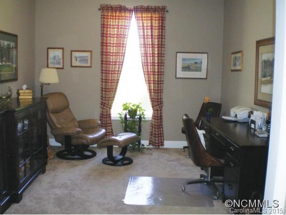 342 Oxford Court - Photo 13