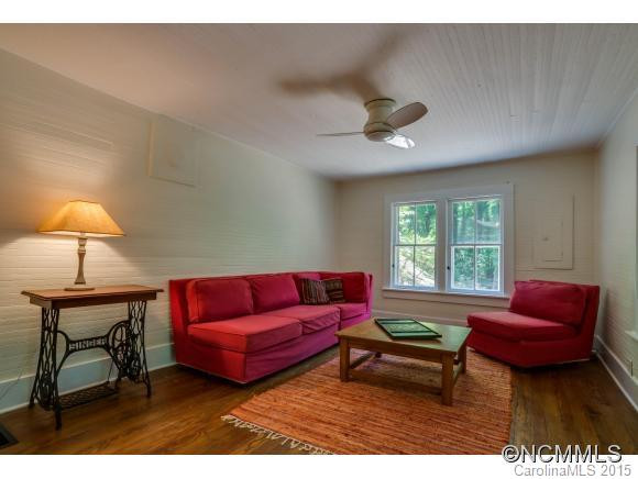 408 Riverview Drive - Photo 4