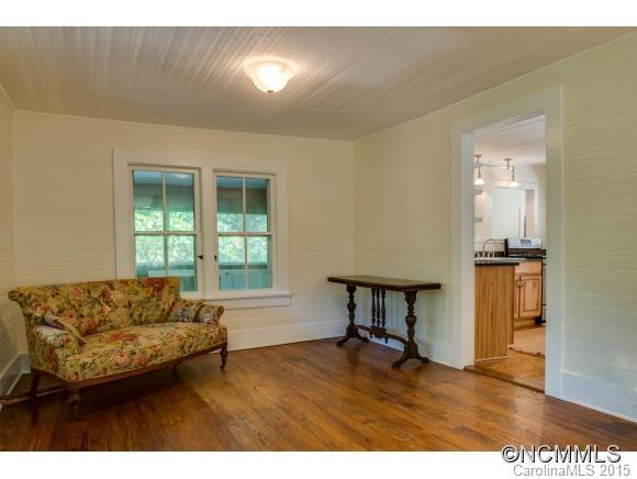 408 Riverview Drive - Photo 6