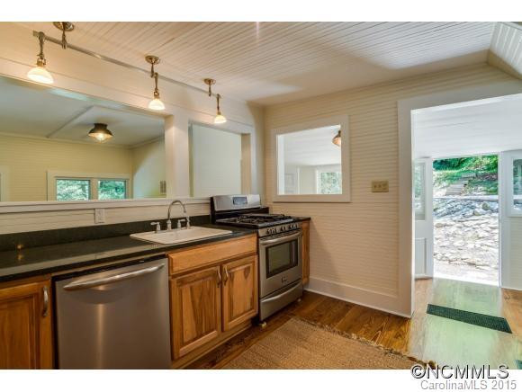 408 Riverview Drive - Photo 7