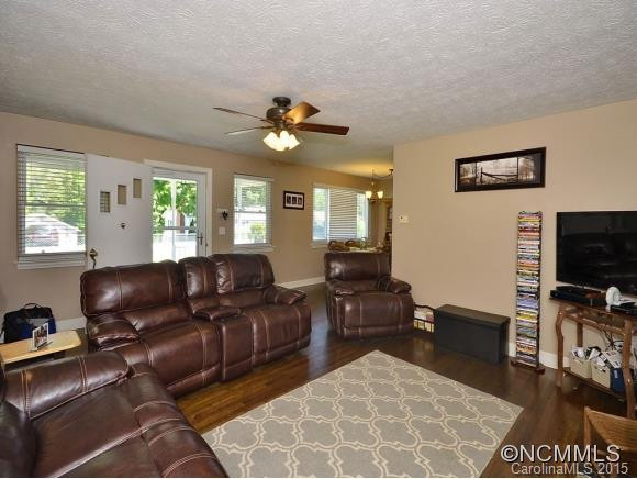 529 Wickens Drive - Photo 8
