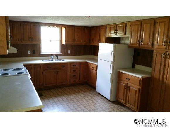29 Hazelwood Road - Photo 5