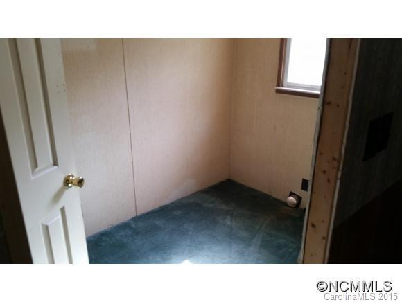 29 Hazelwood Road - Photo 7