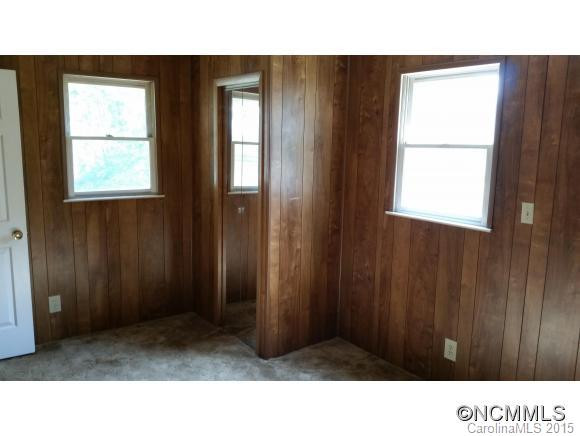 29 Hazelwood Road - Photo 8