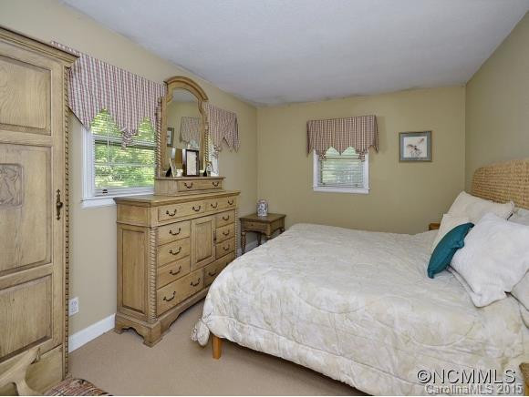 280 CRABAPPLE HILL LANE - Photo 10