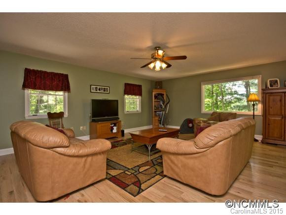 4 Tree Top Pl - Photo 9
