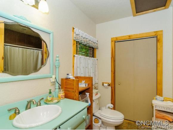 40 Goldenwood Trail - Photo 16
