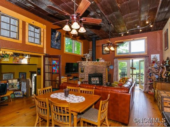 40 Goldenwood Trail - Photo 5