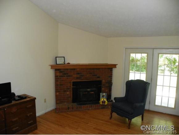 31 Ferenvilla Drive - Photo 6
