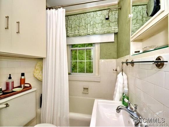 185 MACON AVENUE, B-8 - Photo 13