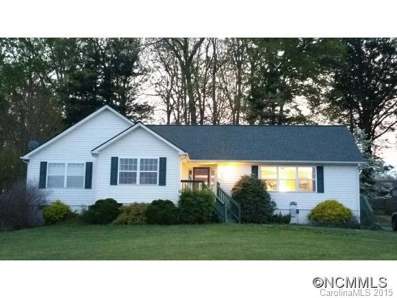 532 Woodlawn Circle