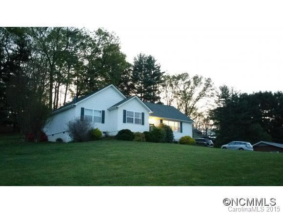 532 Woodlawn Circle - Photo 2