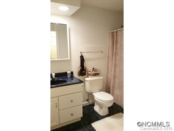 532 Woodlawn Circle - Photo 13
