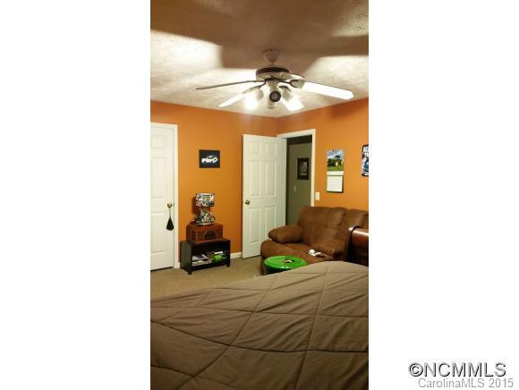 532 Woodlawn Circle - Photo 20