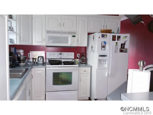 532 Woodlawn Circle - Photo 9