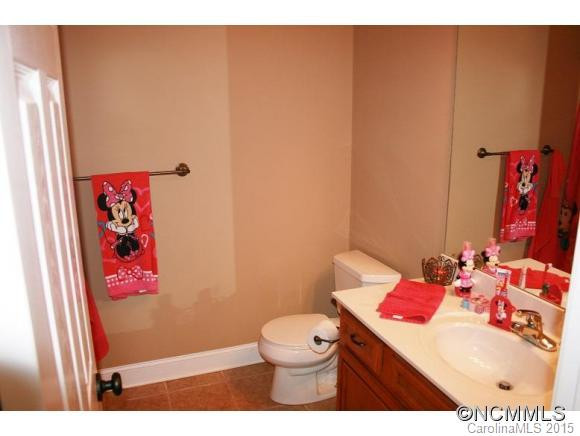 385 WHITE STONE DRIVE - Photo 12