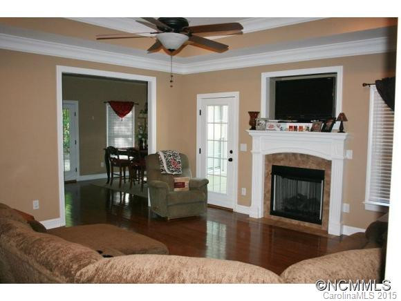 385 WHITE STONE DRIVE - Photo 21