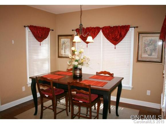 385 WHITE STONE DRIVE - Photo 22