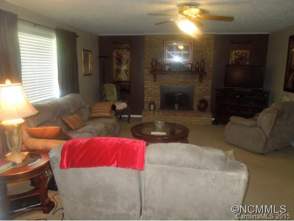1068 MAPLEWOOD COURT - Photo 3