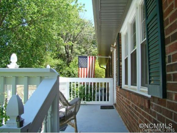 166 Crawley Drive - Photo 3