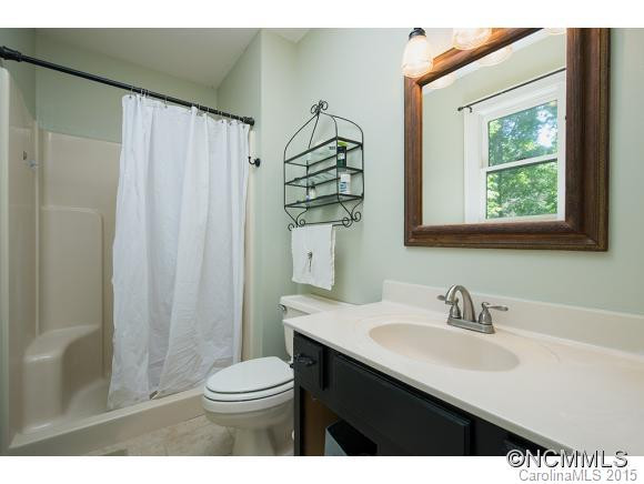65 Pine Tree Lane - Photo 11