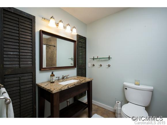 65 Pine Tree Lane - Photo 4
