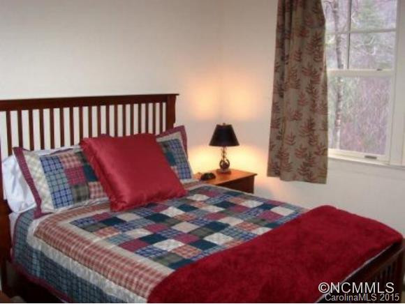 82 Meadowridge Court - Photo 14