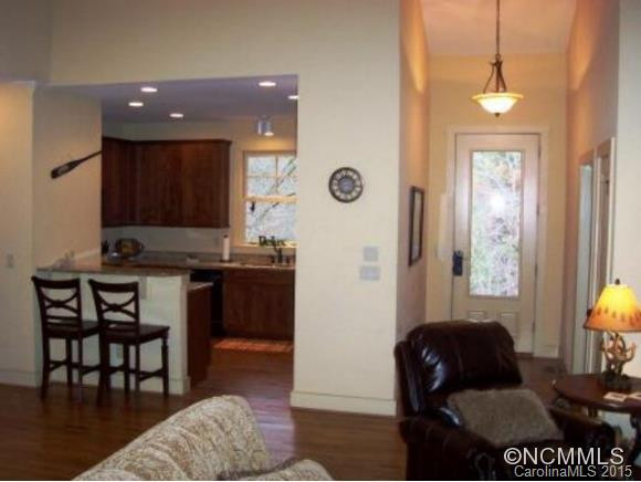 82 Meadowridge Court - Photo 3