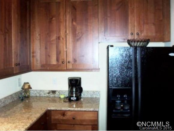 82 Meadowridge Court - Photo 7