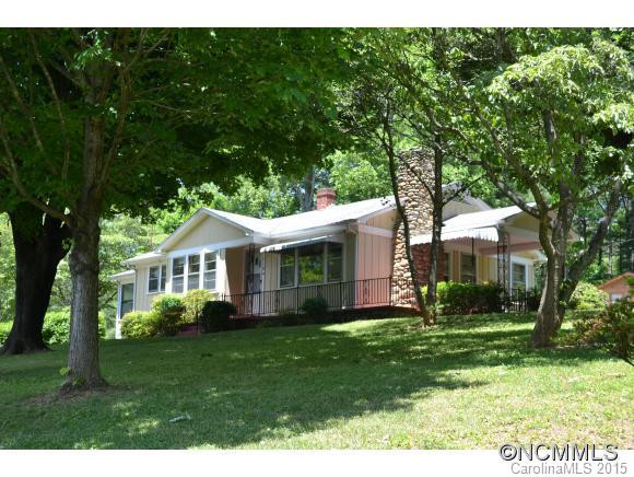 1194 Charlotte Highway