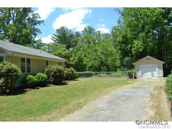 1194 Charlotte Highway - Photo 5