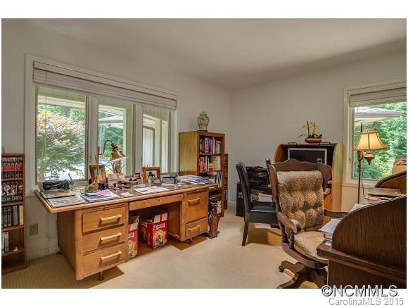 563 Fox Run Lane - Photo 15
